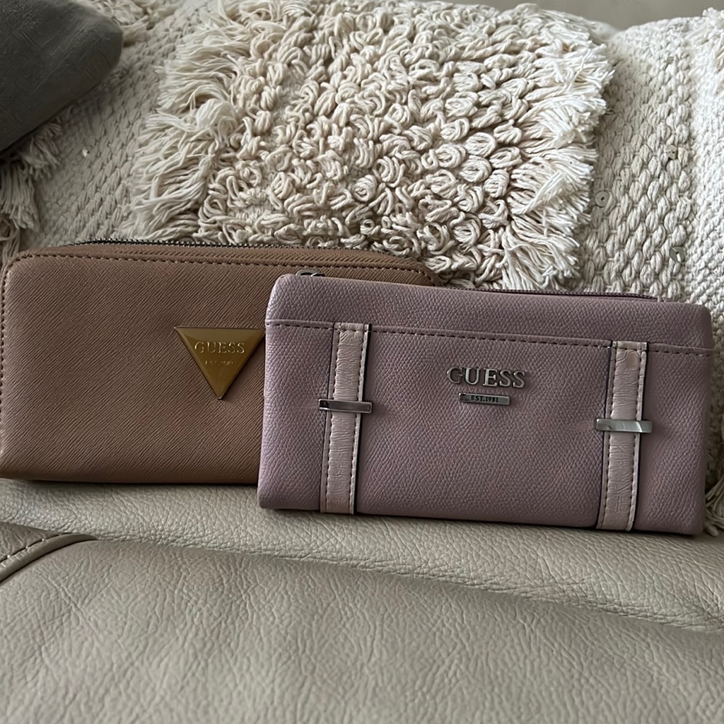Guess Medium Zip Wallets- **Bundle**